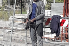 2-Oulx.-lattesa-dellautobus-per-Claviere