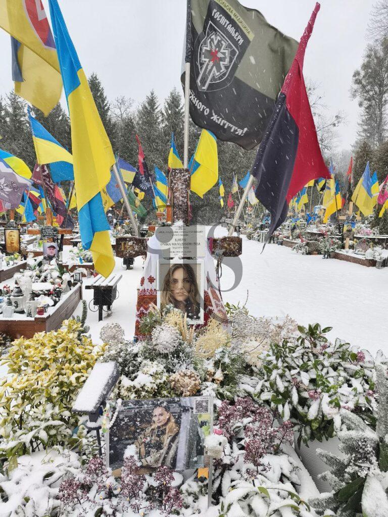 Una tomba nel cimitero di Lychavik