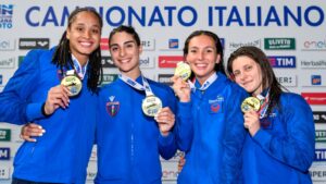L'oro nella 4x100 sl femminile con l'Esercito (foto Giorgio Scala - DBM)