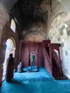La moschea di Menucehr
